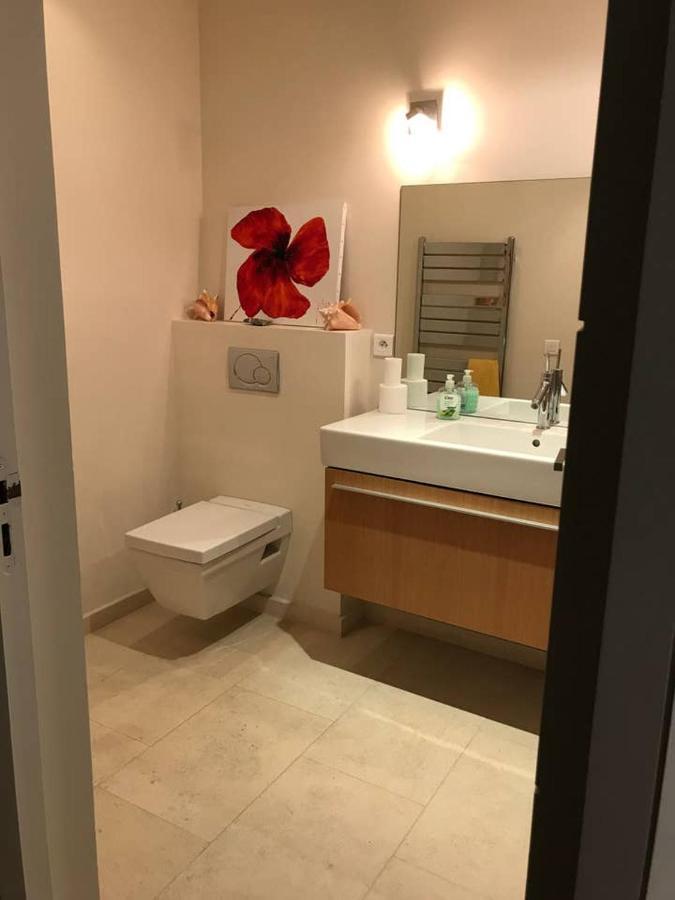 Independent One Bedroom Apartment Antibes Ngoại thất bức ảnh